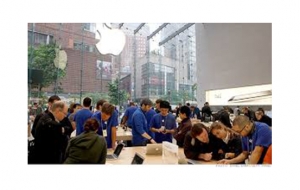 Apple store_Luxe_Satisfaction client